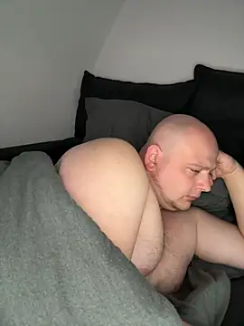 xXLustMolchXx online show from 10/11/25, 07:07