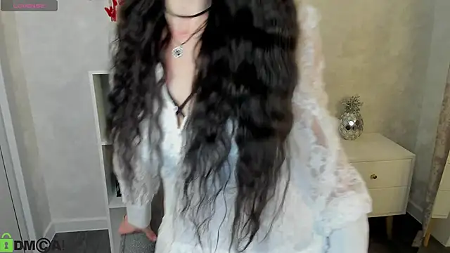 Stella Leon online show from 10/15/25, 01:06
