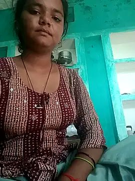 Hot Shredha online show from 09/25/25, 01:42