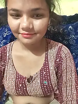 Hot Shredha online show from 10/15/25, 04:12