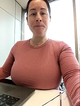 bichota85 online show from 02/09/26, 10:08