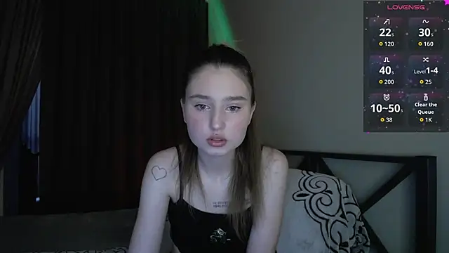 Snapshot of _Lua__ chatting on 09/23/25, 03:37 Lua online show from 09/23/25, 03:37