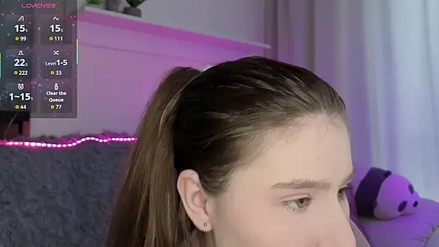  Lua   online show from 03/25/26, 01:06