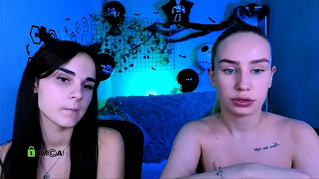 ariana ross7 online show from 10/21/25, 09:37