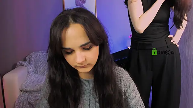 ariana ross7 online show from 11/10/25, 12:09