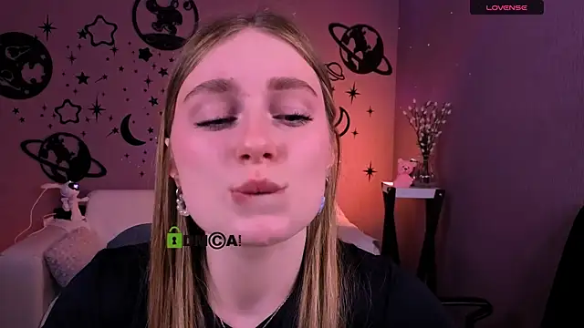 ariana ross7 online show from 04/07/26, 07:25