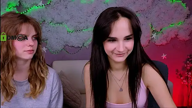 Snapshot of ariana_ross7 chatting on 05/12/26, 07:22 ariana ross7 online show from 05/12/26, 07:22