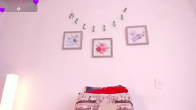 mely rosse  online show from 04/14/26, 01:06