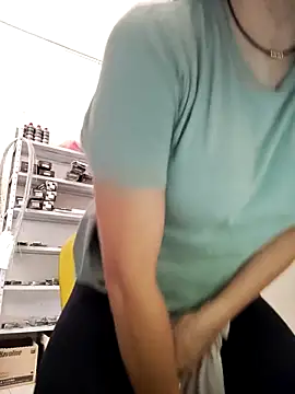 valery506 online show from 10/06/25, 03:42