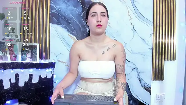 brittanyy20 online show from 01/06/26, 12:20