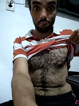 Snapshot of IcedTaboo chatting on 11/06/25, 10:32 IcedTaboo online show from 11/06/25, 10:32