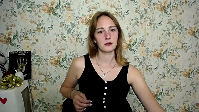 Snapshot of Milana_Cutie_ chatting on 09/25/25, 05:55 Milana Cutie online show from 09/25/25, 05:55