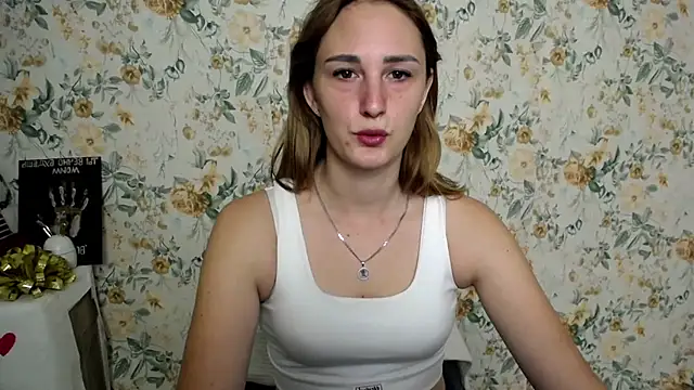 Snapshot of Milana_Cutie_ chatting on 09/30/25, 06:07 Milana Cutie online show from 09/30/25, 06:07