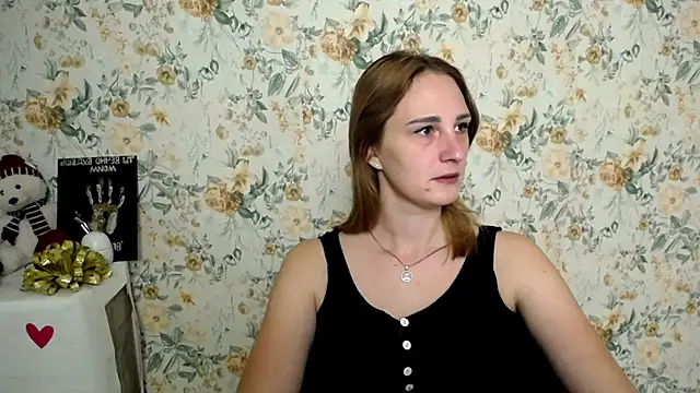 Snapshot of Milana_Cutie_ chatting on 10/02/25, 05:47 Milana Cutie online show from 10/02/25, 05:47