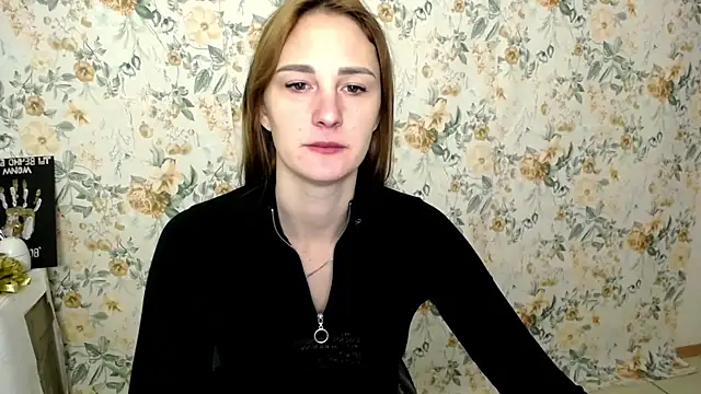 Snapshot of Milana_Cutie_ chatting on 10/13/25, 05:51 Milana Cutie online show from 10/13/25, 05:51