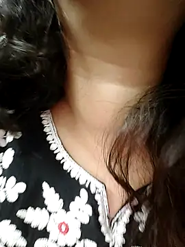 Snapshot of Bhaavyasingh chatting on 11/03/25, 06:09 Bhaavyasingh online show from 11/03/25, 06:09