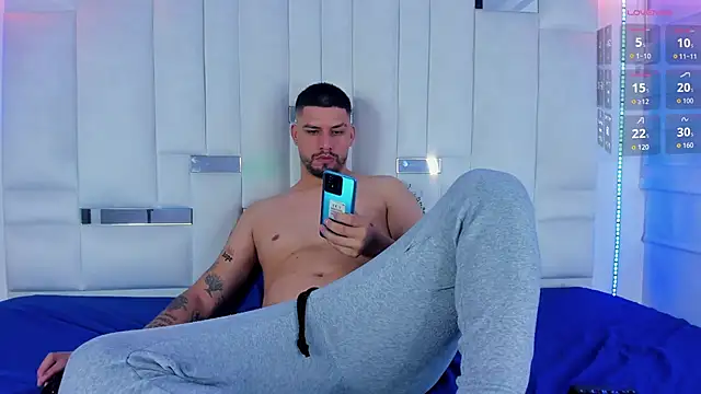 Snapshot of Jacob19_ chatting on 11/04/25, 03:16 Jacob19  online show from 11/04/25, 03:16