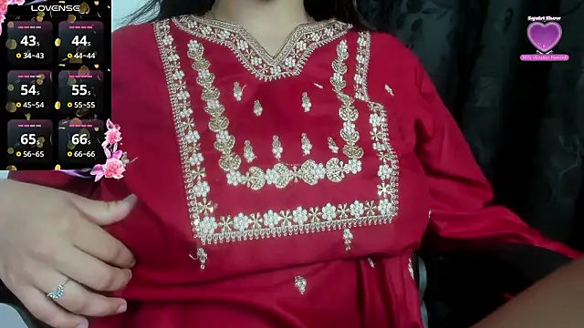 Snapshot of kashvi_ chatting on 02/13/26, 07:32 kashvi online show from 02/13/26, 07:32