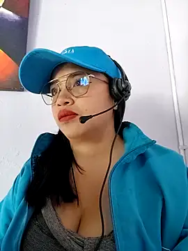 MILA  06 online show from 10/17/25, 01:46