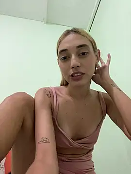 loirinhaaa online show from 03/24/26, 09:31