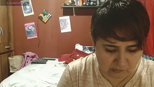 Sasharosee2 online show from 10/14/25, 12:50