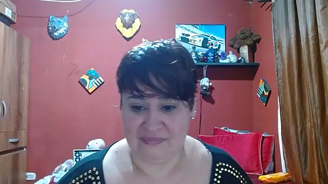 Snapshot of Sasharosee2 chatting on 05/02/26, 12:10 Sasharosee2 online show from 05/02/26, 12:10