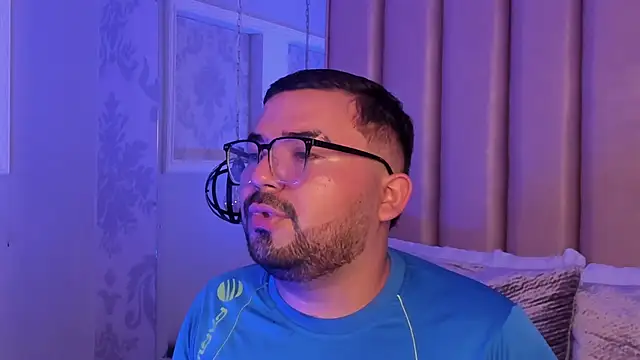 SoyGaelOso online show from 09/29/25, 07:08