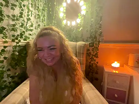 BonnyDesire online show from 10/16/25, 07:26