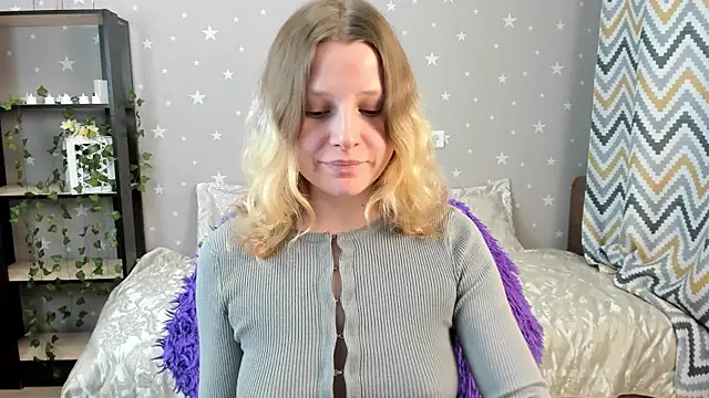  Velvet peach  online show from 12/18/25, 11:16