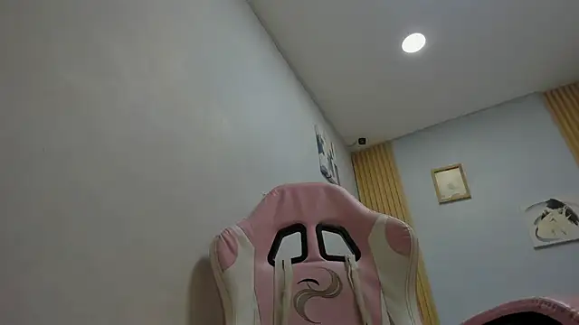 Dakota x18 online show from 02/10/26, 08:02