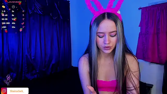 Shairaclark  online show from 10/31/25, 08:32