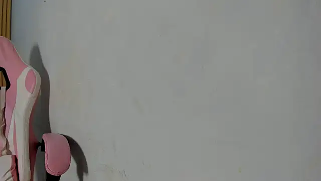 Naomis 35 online show from 11/19/25, 07:14