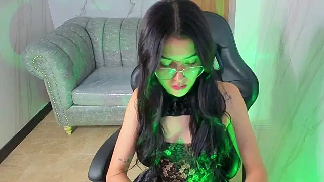 sophiadoll tf online show from 11/22/25, 01:32