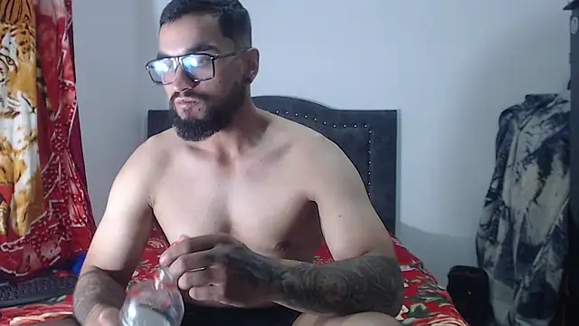 Chrys harris77 online show from 02/15/26, 12:51