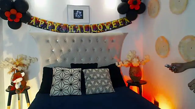 SalvadorFit online show from 11/02/25, 08:33