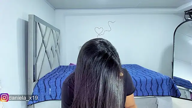 Snapshot of Daniela_x19 chatting on 02/18/26, 12:39 Daniela x19 online show from 02/18/26, 12:39