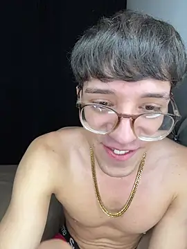 Snapshot of arthurdavies chatting on 11/09/25, 03:38 arthurdavies online show from 11/09/25, 03:38