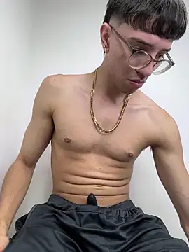 Snapshot of arthurdavies chatting on 11/13/25, 05:50 arthurdavies online show from 11/13/25, 05:50