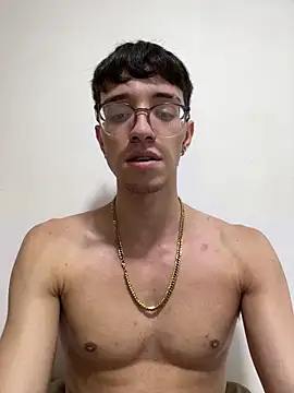 Snapshot of arthurdavies chatting on 11/22/25, 06:56 arthurdavies online show from 11/22/25, 06:56