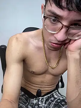 Snapshot of arthurdavies chatting on 11/29/25, 07:22 arthurdavies online show from 11/29/25, 07:22