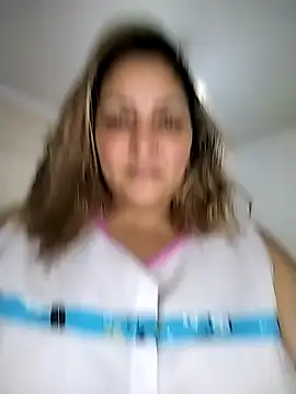 Lunita86 online show from 12/19/25, 01:56