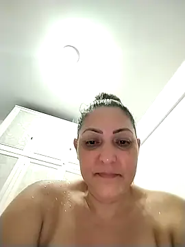 Lunita86 online show from 02/11/26, 03:33