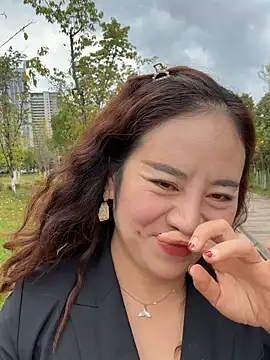 Kayla-love online show from 10/09/25, 04:43