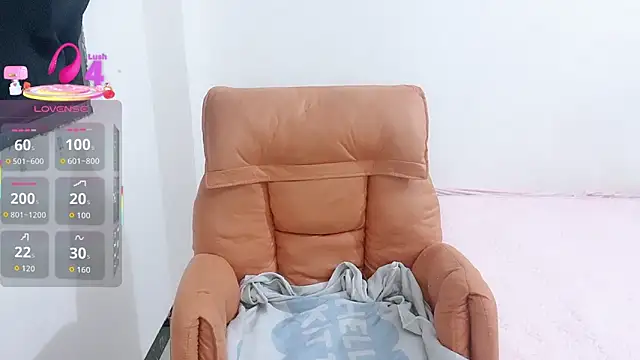 Xiaoxiao-258 online show from 10/18/25, 01:08