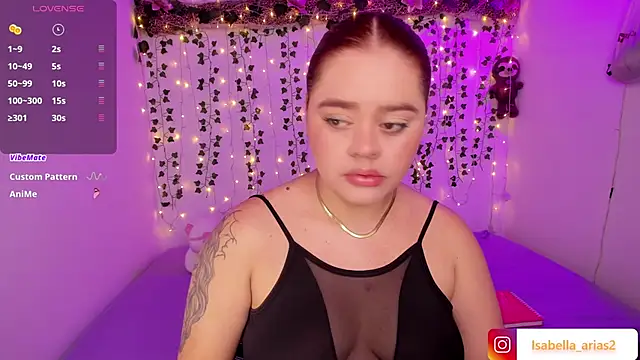 isabella arias2 online show from 12/23/25, 04:43