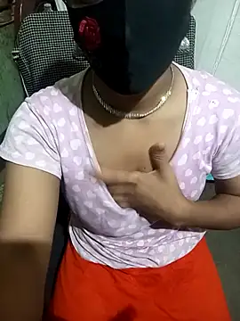 Cute Couple59 online show from 10/03/25, 09:17