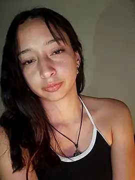 Vale stone  online show from 03/04/26, 03:45