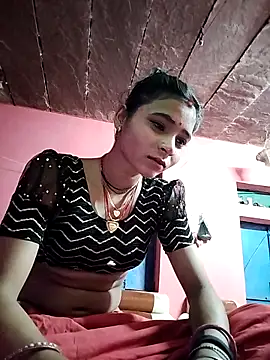 Snapshot of R_Roshni chatting on 09/23/25, 05:05 R Roshni online show from 09/23/25, 05:05