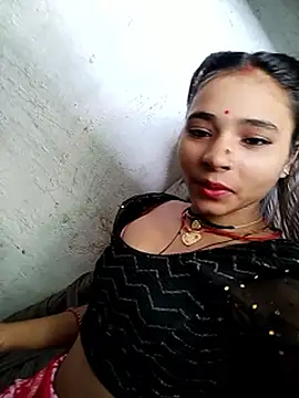 Snapshot of R_Roshni chatting on 09/28/25, 06:30 R Roshni online show from 09/28/25, 06:30