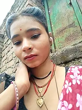 Snapshot of R_Roshni chatting on 10/03/25, 05:26 R Roshni online show from 10/03/25, 05:26